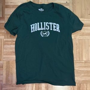 Green Hollister t-shirt